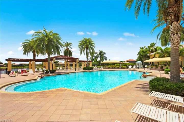1813  Senegal Date  DR, Naples, FL 34119