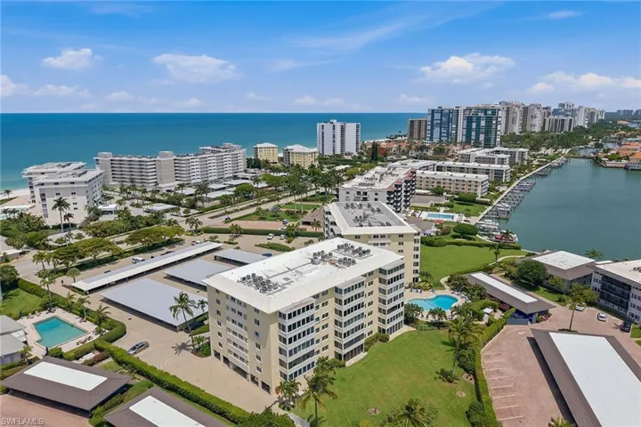 3410  Gulf Shore N BLVD, Naples, FL 34103