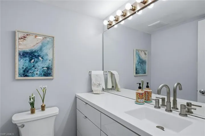 3410  Gulf Shore N BLVD, Naples, FL 34103