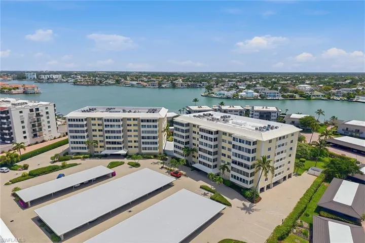 3410  Gulf Shore N BLVD, Naples, FL 34103