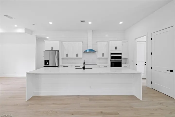 2908 58th Ave Ne, Naples, Florida 34120