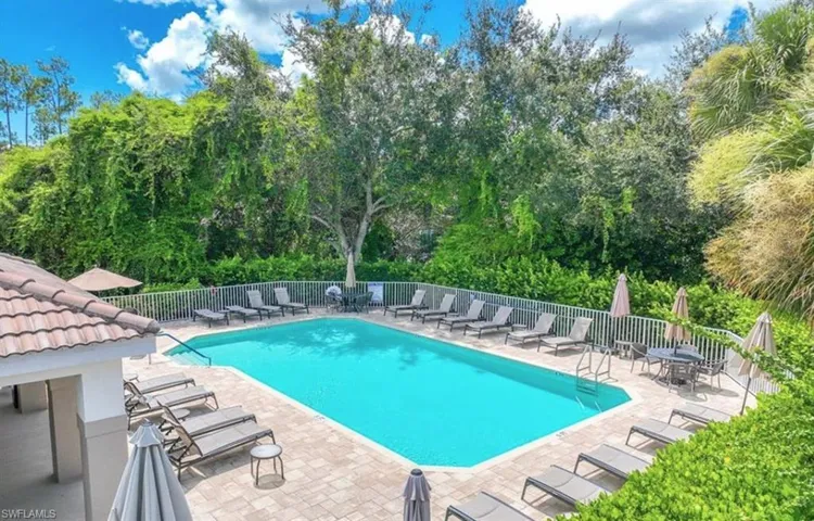 8217 Parkstone Pl # 308, Naples, Florida 34120