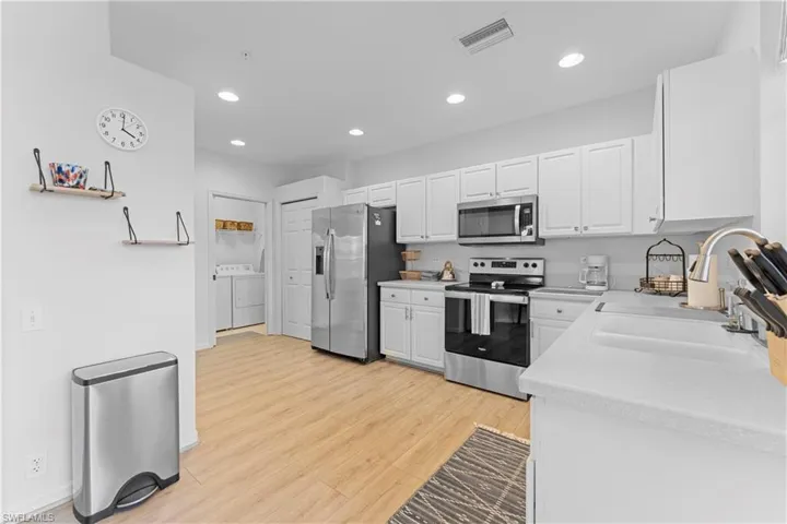 8217 Parkstone Pl # 308, Naples, Florida 34120