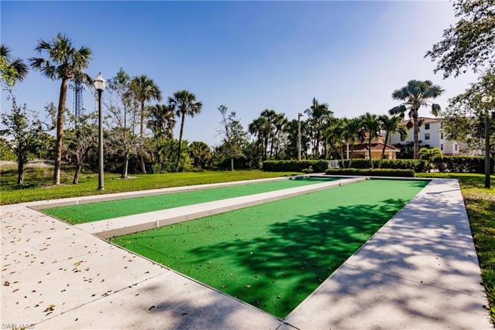 Tennis/Pickleball Courts