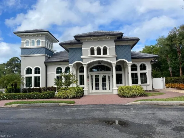 Fresh Paint Colors 2025 Clubhouse
