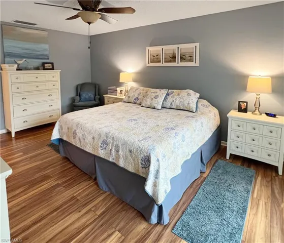 6884  Bogey  DR, Fort Myers, FL 33919