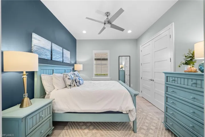 5770 Highbourne Dr, Naples, Florida 34113
