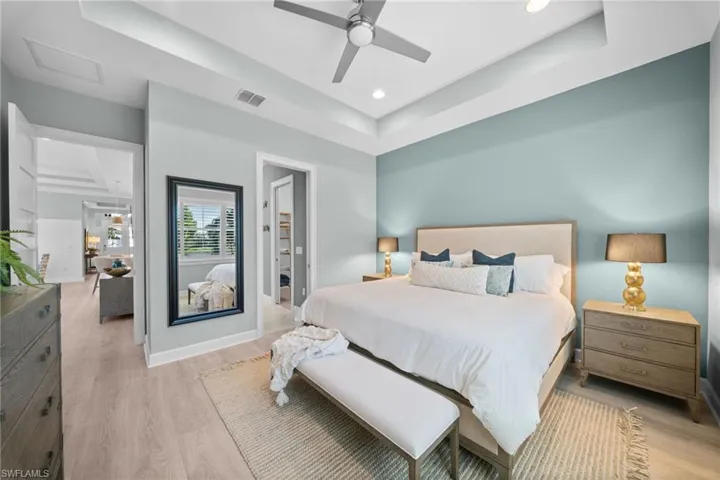 5770 Highbourne Dr, Naples, Florida 34113