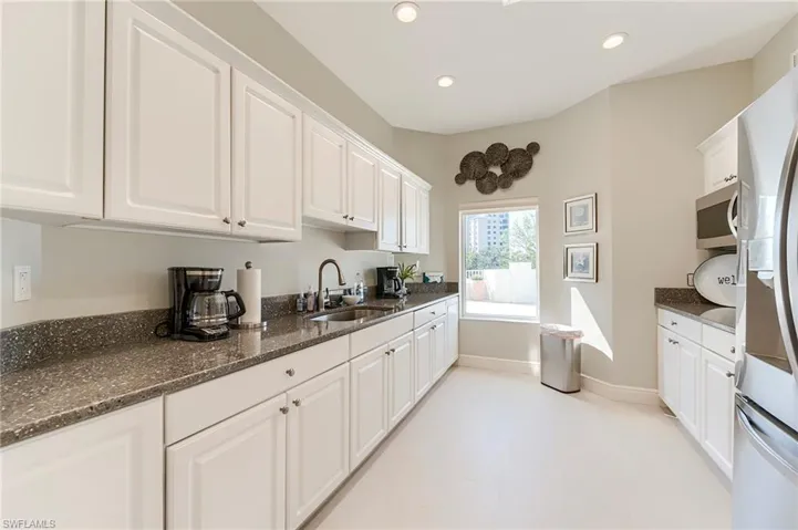 Kitchen in social room for owners to reserve and use for parties