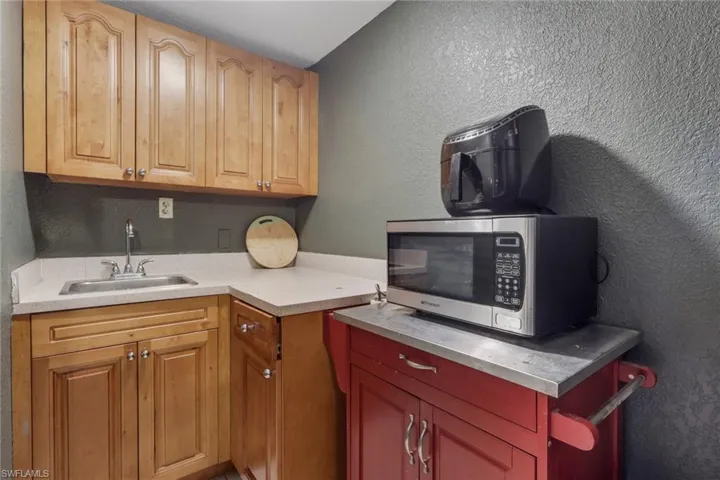 4140 54th Ave Ne, Naples, Florida 34120