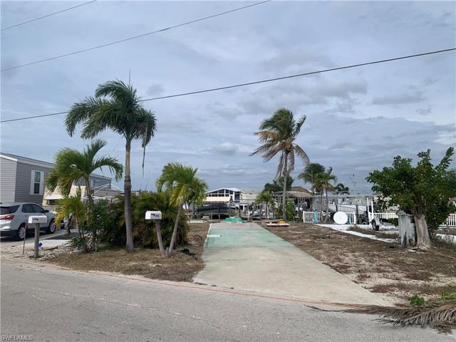 Lot view from street