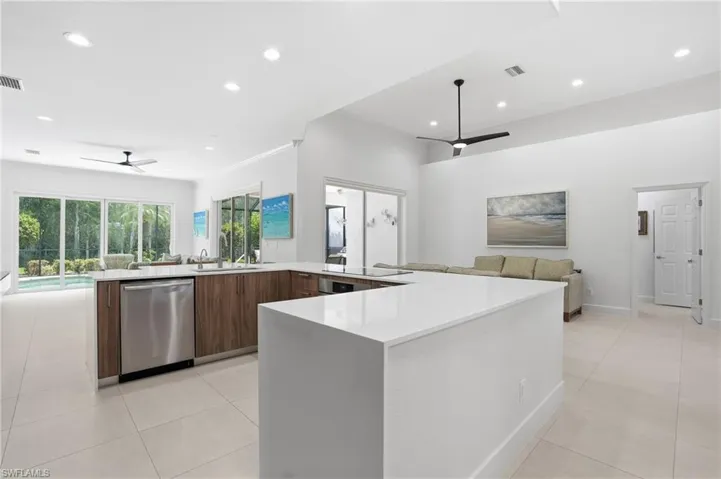 21907  Bella Terra  BLVD, Estero, FL 33928
