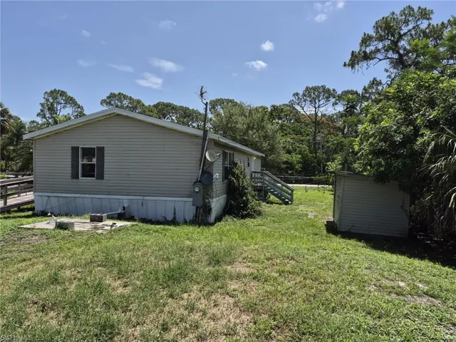 7616 Marx Dr, North Fort Myers, Florida 33917