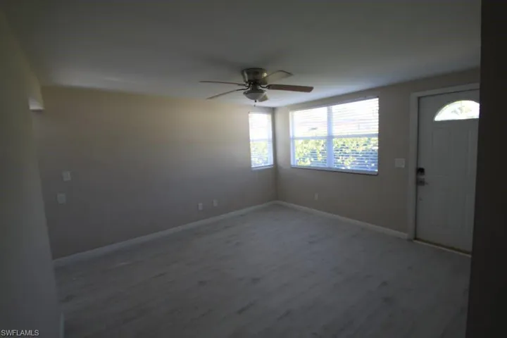 3327  Guilford  CT, Naples, FL 34112