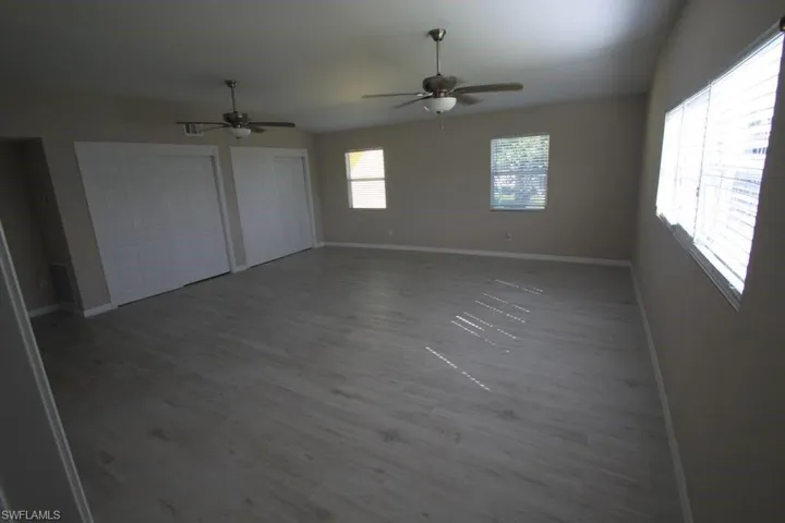 3327  Guilford  CT, Naples, FL 34112