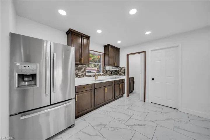 139 E Lake Dr, Lehigh Acres, Florida 33936