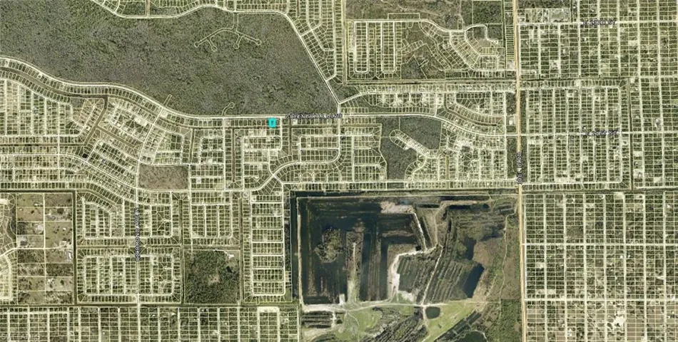307  Greenbriar  BLVD, Lehigh Acres, FL 33972