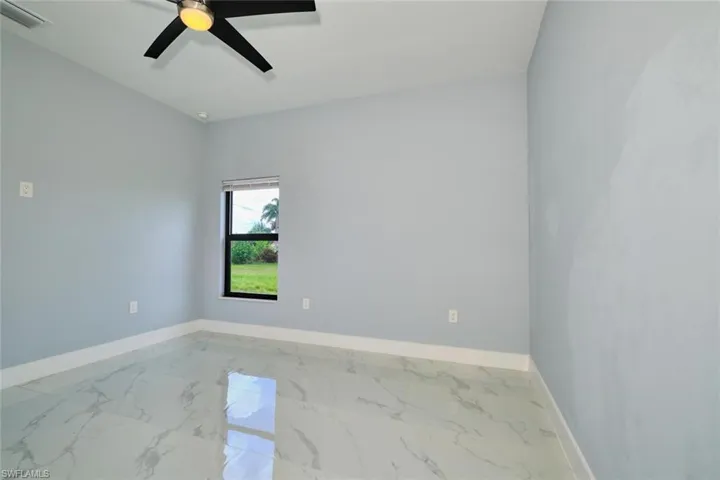 1918 Sw 1st St, Cape Coral, Florida 33991