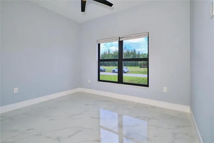 1918 Sw 1st St, Cape Coral, Florida 33991