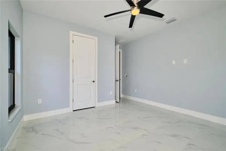 1918 Sw 1st St, Cape Coral, Florida 33991