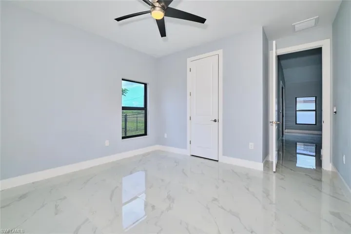 1918 Sw 1st St, Cape Coral, Florida 33991