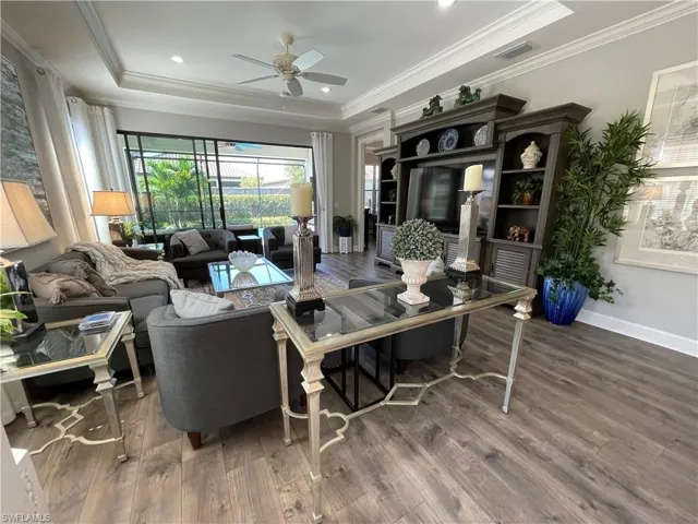 8328 Lucello Ter N, Naples, Florida 34114