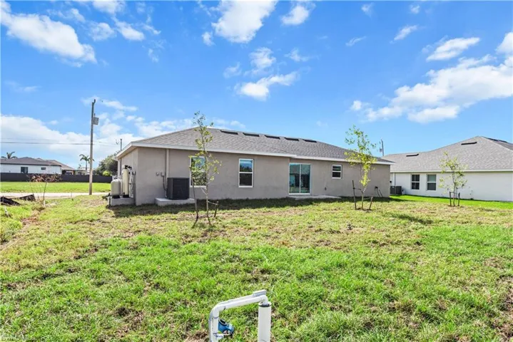 1219 NW 15th  TER, Cape Coral, FL 33993
