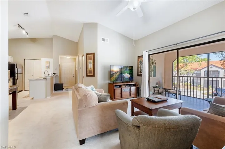 2190 Arbour Walk Cir 2221, Naples, Florida 34109