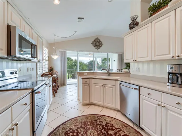 16125 Mount Abbey Way 201, Fort Myers, Florida 33908