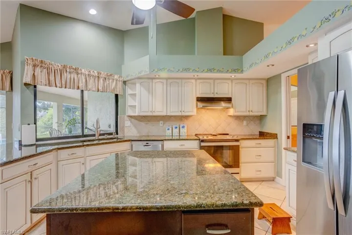 7584 Eagles Flight Ln, Fort Myers, Florida 33912