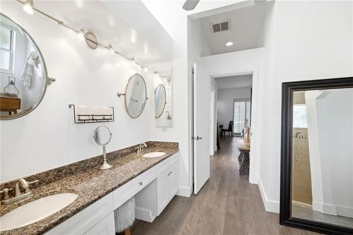 290 Heathwood Dr, Marco Island, Florida 34145