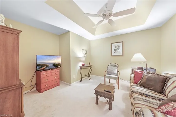 1032  Manor Lake  DR, Naples, FL 34110