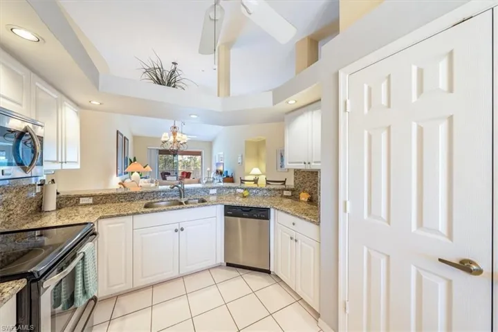 1032  Manor Lake  DR, Naples, FL 34110