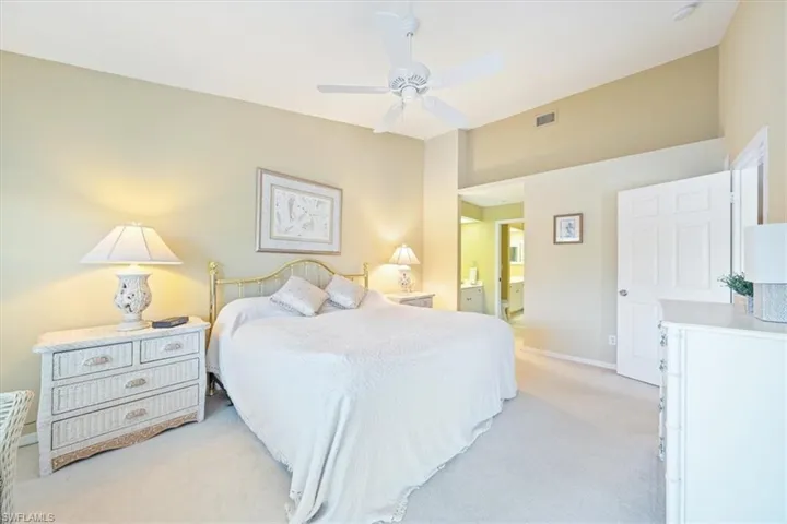 1032  Manor Lake  DR, Naples, FL 34110