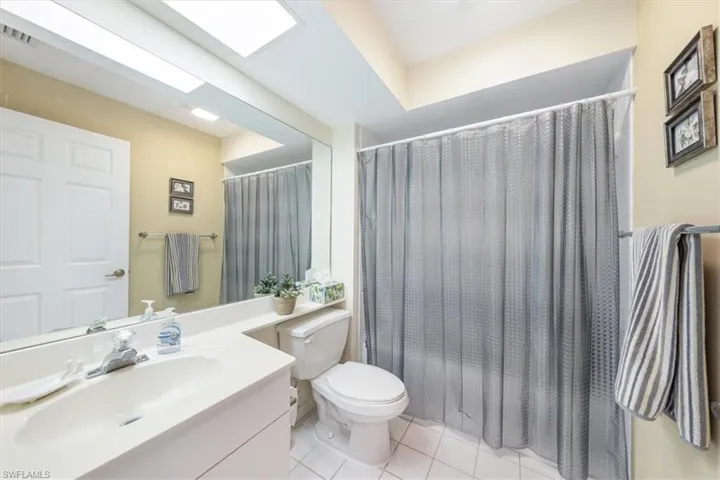 1032  Manor Lake  DR, Naples, FL 34110