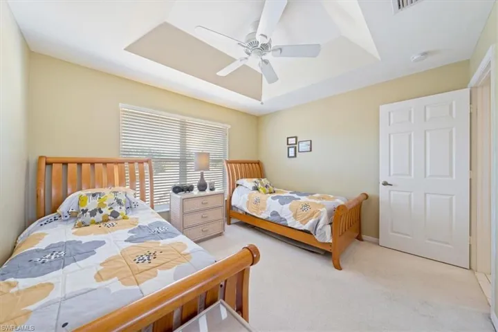 1032  Manor Lake  DR, Naples, FL 34110