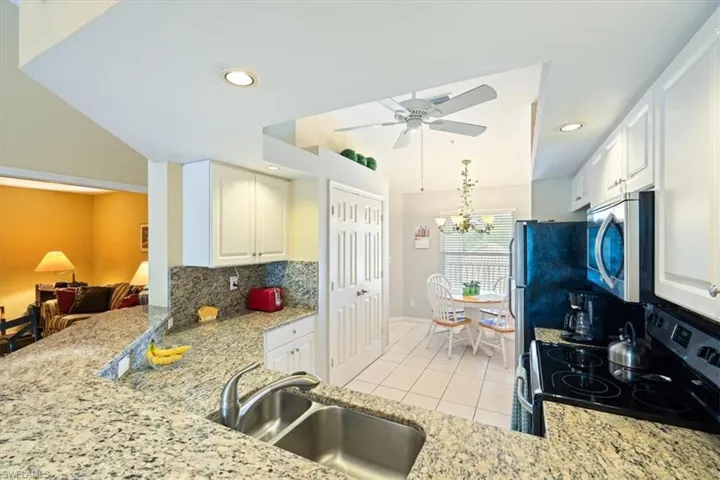 1032  Manor Lake  DR, Naples, FL 34110