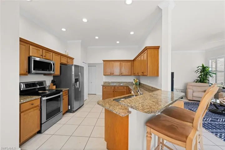 6450  Birchwood  CT, Naples, FL 34109