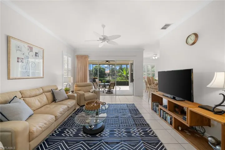 6450  Birchwood  CT, Naples, FL 34109