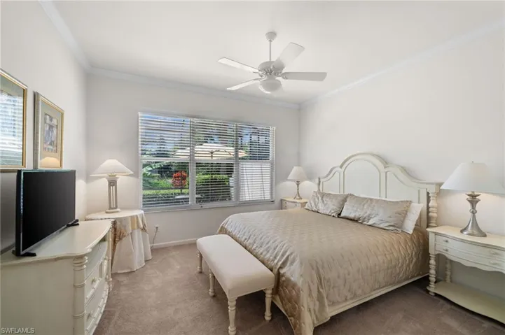 6450  Birchwood  CT, Naples, FL 34109