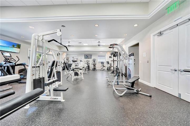 2600 Stonyhill CT, CAPE CORAL FL 33991
