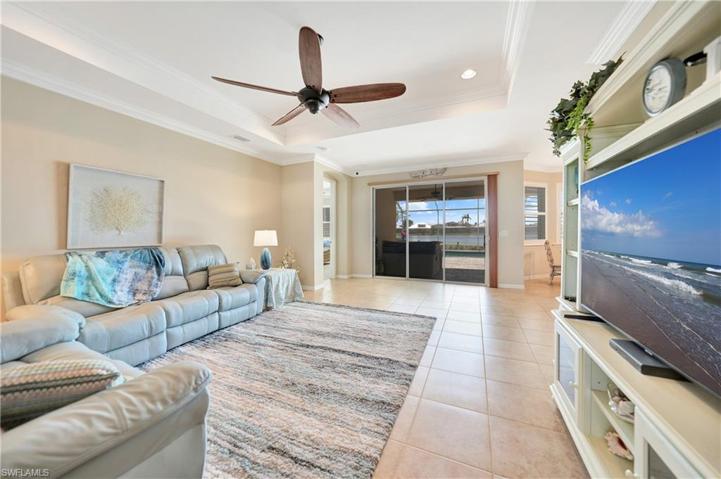 2600 Stonyhill CT, CAPE CORAL FL 33991