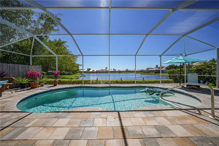 2600 Stonyhill CT, CAPE CORAL FL 33991