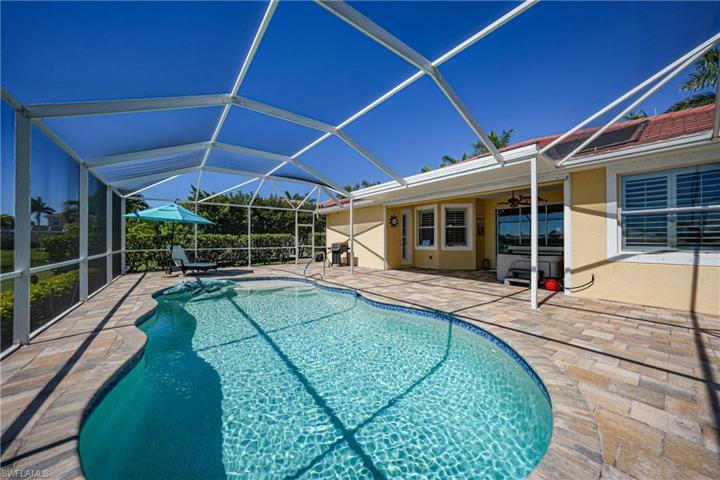 2600 Stonyhill CT, CAPE CORAL FL 33991