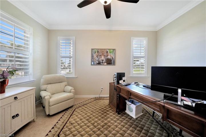 2600 Stonyhill CT, CAPE CORAL FL 33991