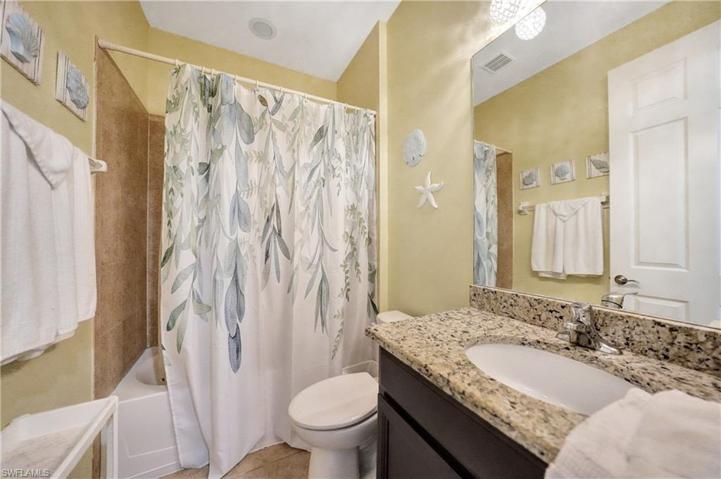 2600 Stonyhill CT, CAPE CORAL FL 33991
