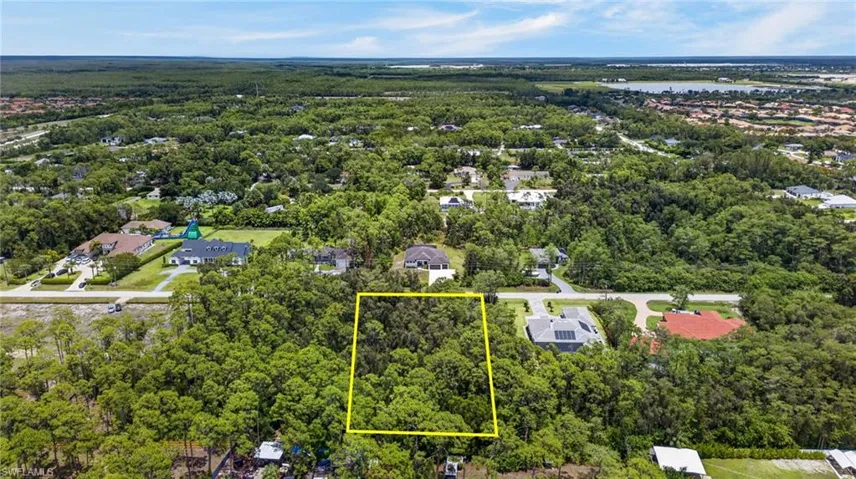 24376 Melaine Ln, Bonita Springs, Florida 34135
