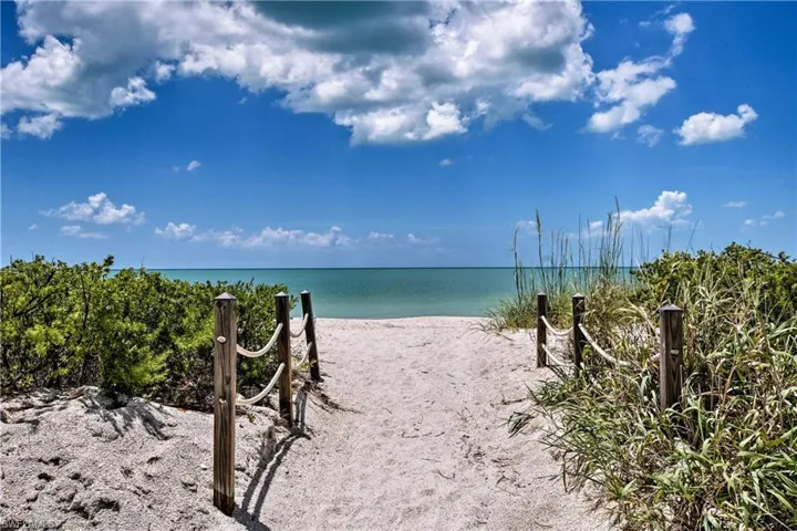 24376 Melaine Ln, Bonita Springs, Florida 34135