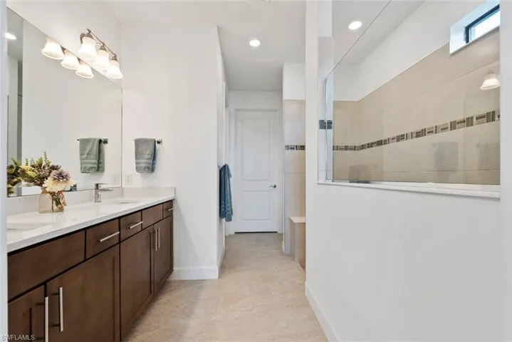 Primary Suite Bathroom