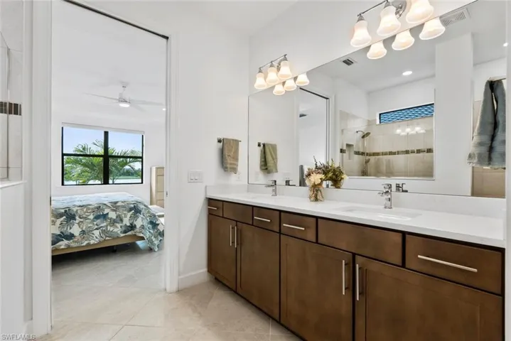 Primary Suite - dual vanities